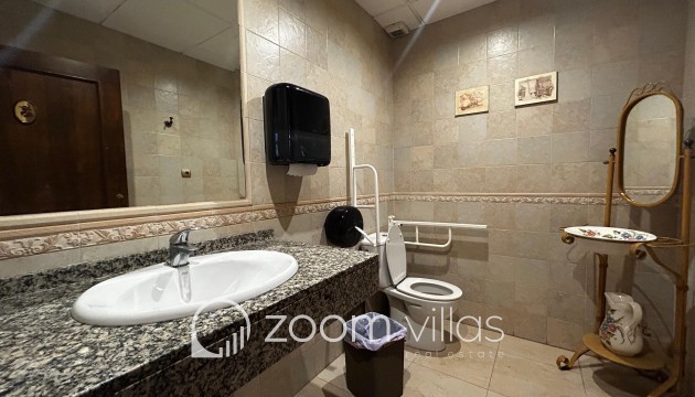 Wiederverkauf - Gewerbe Immobilie - Calpe