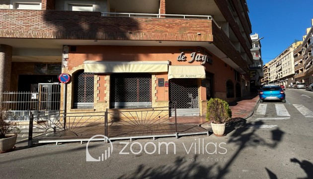 Wiederverkauf - Gewerbe Immobilie - Calpe