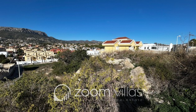 Resale - Plot / Land - Calpe