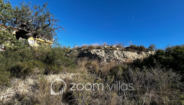 Resale - Plot / Land - Calpe