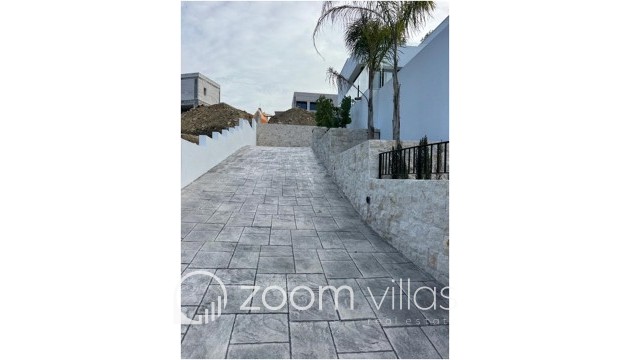 Resale - Villa - Calpe - Empedrola