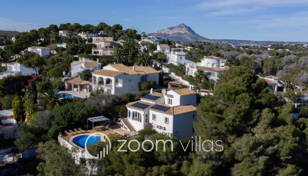 Resale - Villa - Jávea - Ambolo