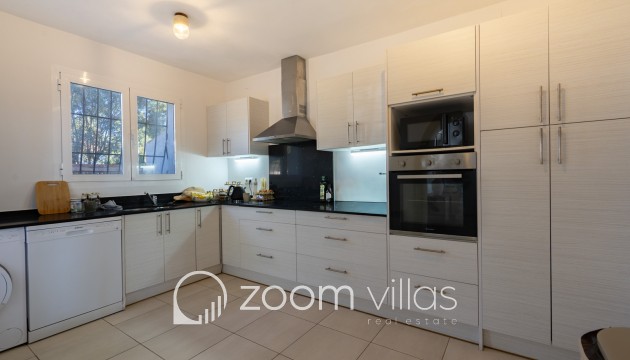 Resale - Villa - Jávea - Ambolo