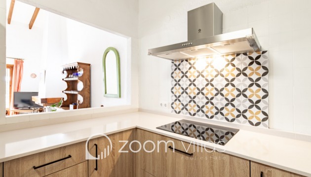 Reventa - Villa / Semi pareado - Benissa