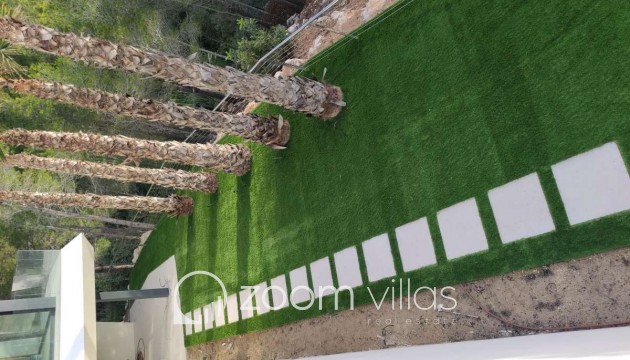 Resale - Villa - Altea