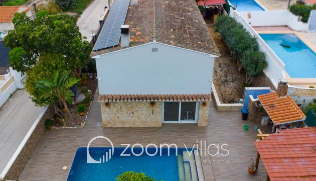 Reventa - Villa - Calpe - Urbanización Carrio