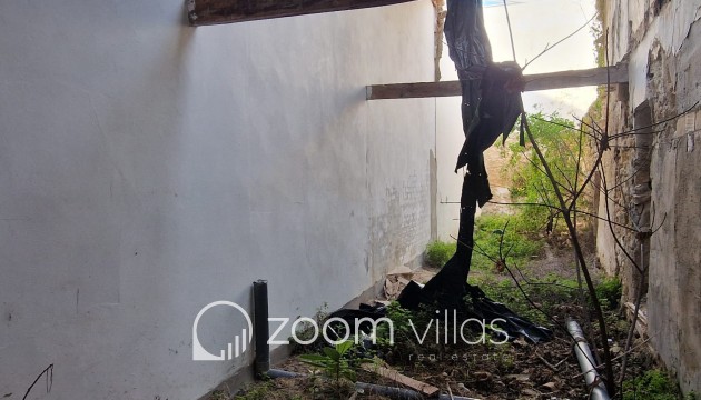 Wiederverkauf - Grundstück - Benissa