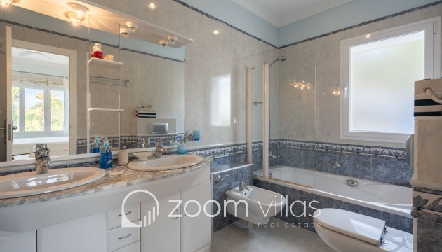 Resale - Villa - Jávea - Piver