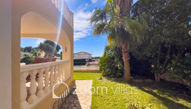 Resale - Villa - Moraira