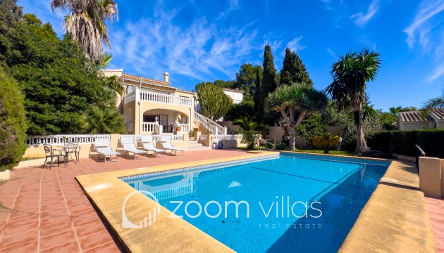 Resale - Villa - Moraira