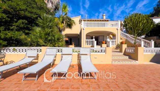 Resale - Villa - Moraira