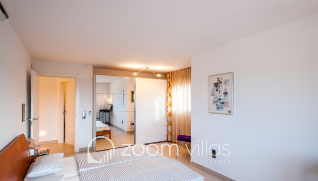 Resale - Villa - Moraira