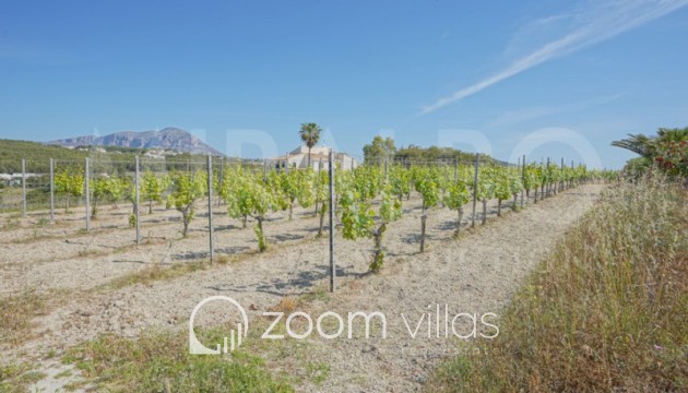 Herverkoop - Farm - Benitachell  - Centro