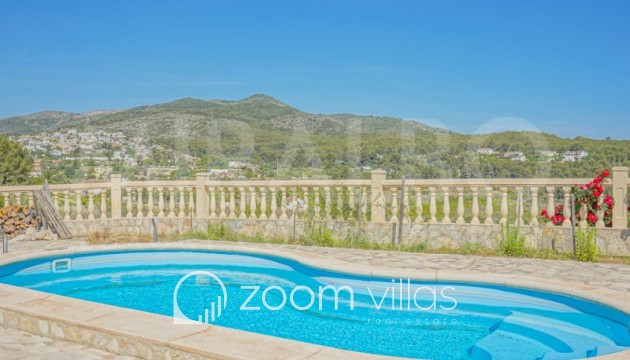 Herverkoop - Farm - Benitachell  - Centro