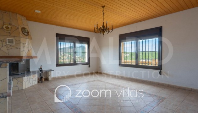 Herverkoop - Farm - Benitachell  - Centro