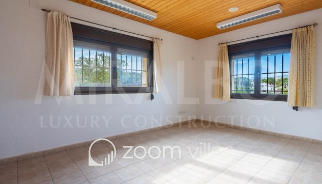 Herverkoop - Farm - Benitachell  - Centro