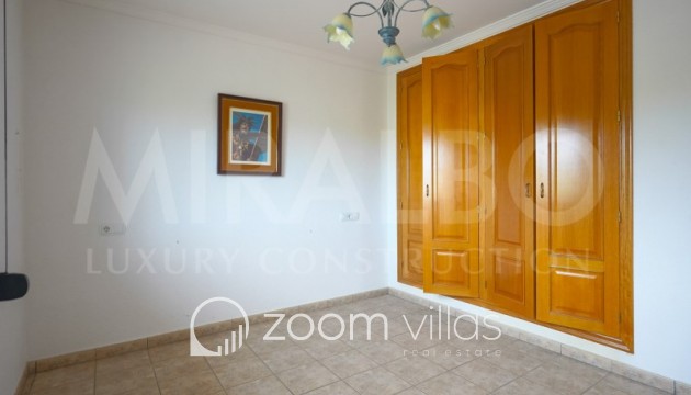 Herverkoop - Farm - Benitachell  - Centro