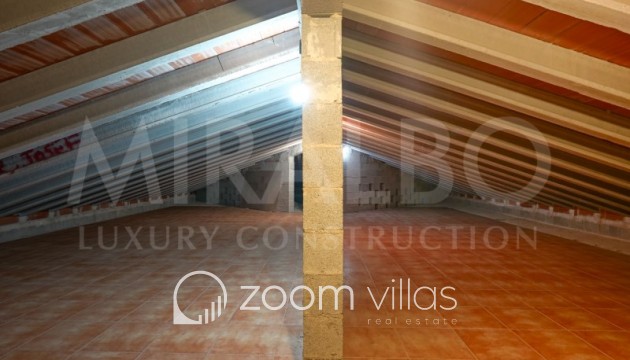 Herverkoop - Farm - Benitachell  - Centro