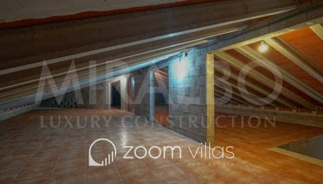 Herverkoop - Farm - Benitachell  - Centro