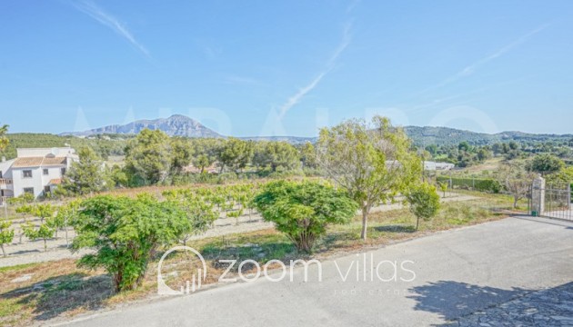 Herverkoop - Farm - Benitachell  - Centro