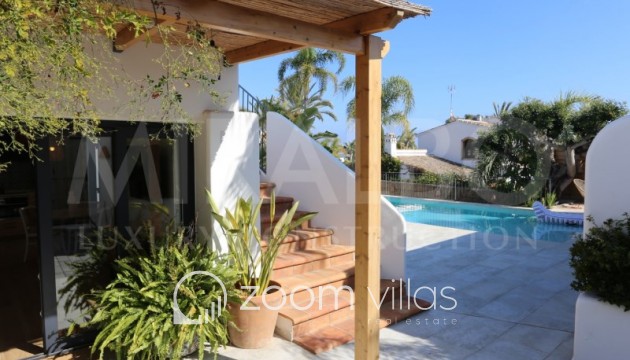 Resale - Villa - Jávea - Cap Martí - El Tossalet - Pinomar