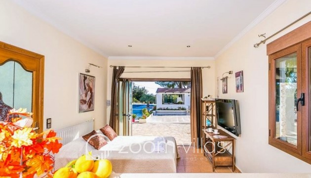 Resale - Villa - Benissa - 03725