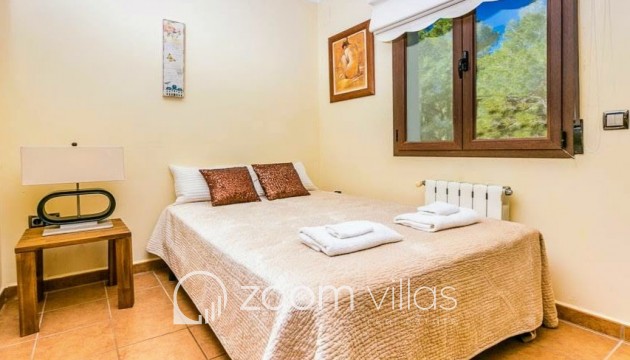 Resale - Villa - Benissa - 03725