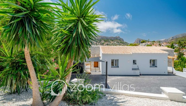 Resale - Villa - Calpe - 03710