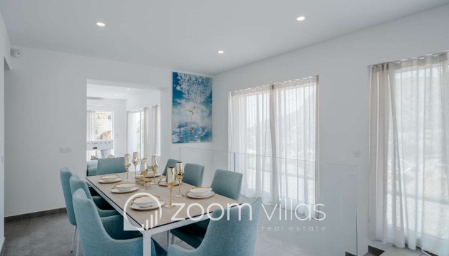 Resale - Villa - Calpe - 03710