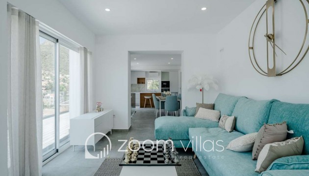 Resale - Villa - Calpe - 03710