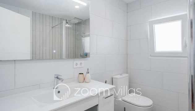 Resale - Villa - Calpe - 03710