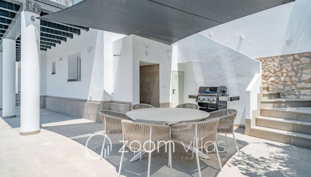 Resale - Villa - Calpe - 03710