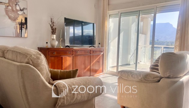 Resale - Villa / Semi-detached - Calpe - 03710