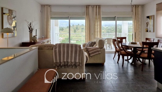 Resale - Villa / Semi-detached - Calpe - 03710