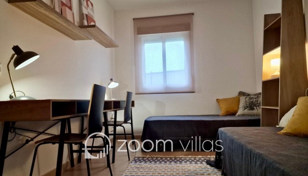 Resale - Villa / Semi-detached - Calpe - 03710