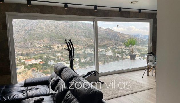 Resale - Villa - Calpe - 03710