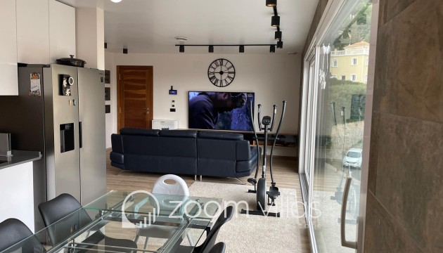 Resale - Villa - Calpe - 03710