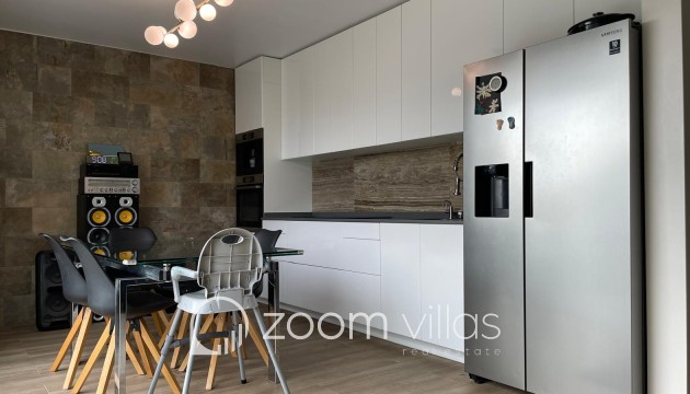 Resale - Villa - Calpe - 03710