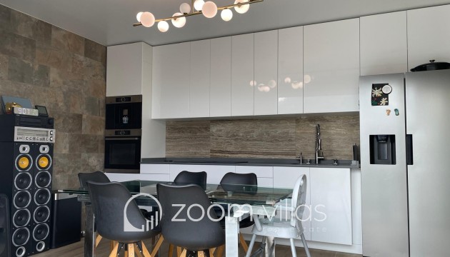 Resale - Villa - Calpe - 03710