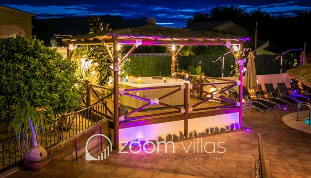 Resale - Villa - Benissa - Benissa Coast