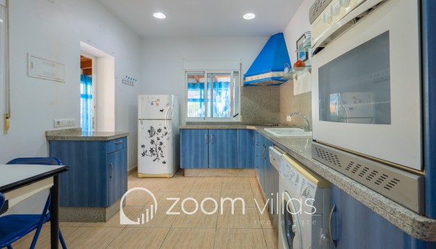 Resale - Villa - Benitachell  - Center