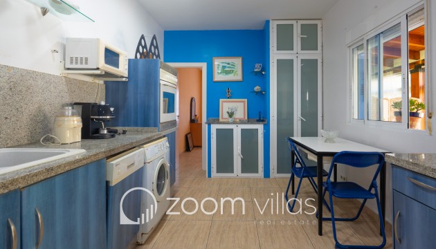 Resale - Villa - Benitachell  - Center