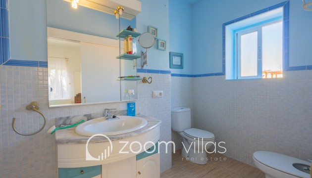 Resale - Villa - Benitachell  - Center