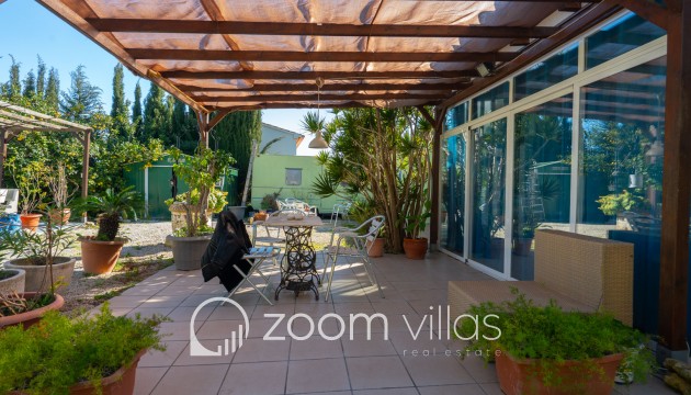 Resale - Villa - Benitachell  - Center