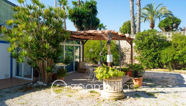 Resale - Villa - Benitachell  - Center