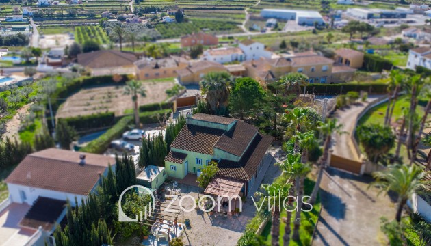 Resale - Villa - Benitachell  - Center