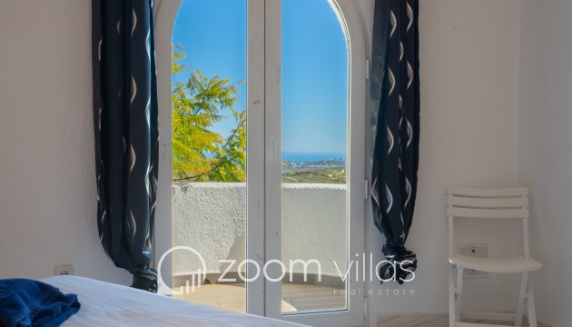 Resale - Villa - Benitachell  - Cumbre del sol