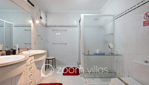 Resale - Villa - Benitachell  - Cumbre del sol