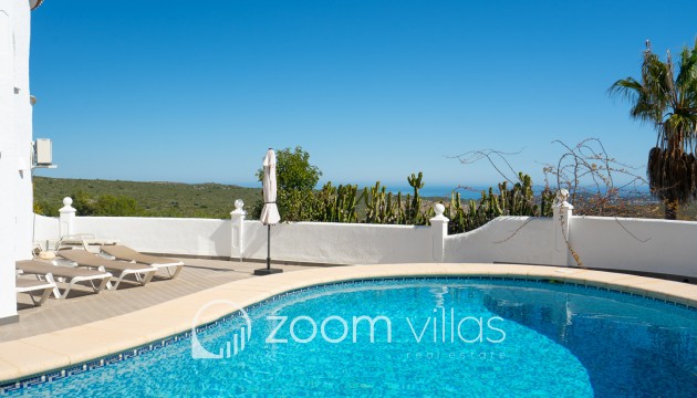 Resale - Villa - Benitachell  - Cumbre del sol
