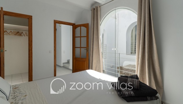 Revente - Maison de ville - Oliva